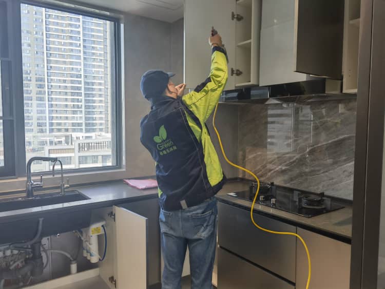 世界無醛日：武漢業(yè)主跟甲醛說拜拜